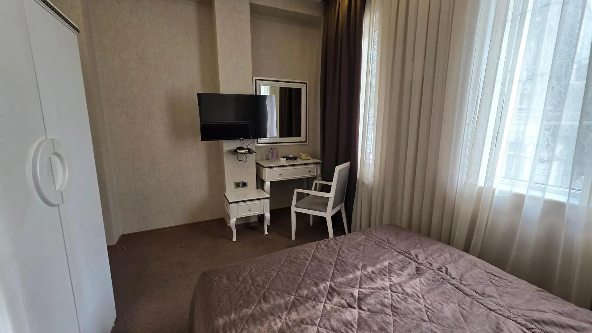 Maestro Boutique Bed & Breakfast Baku Azerbaijan